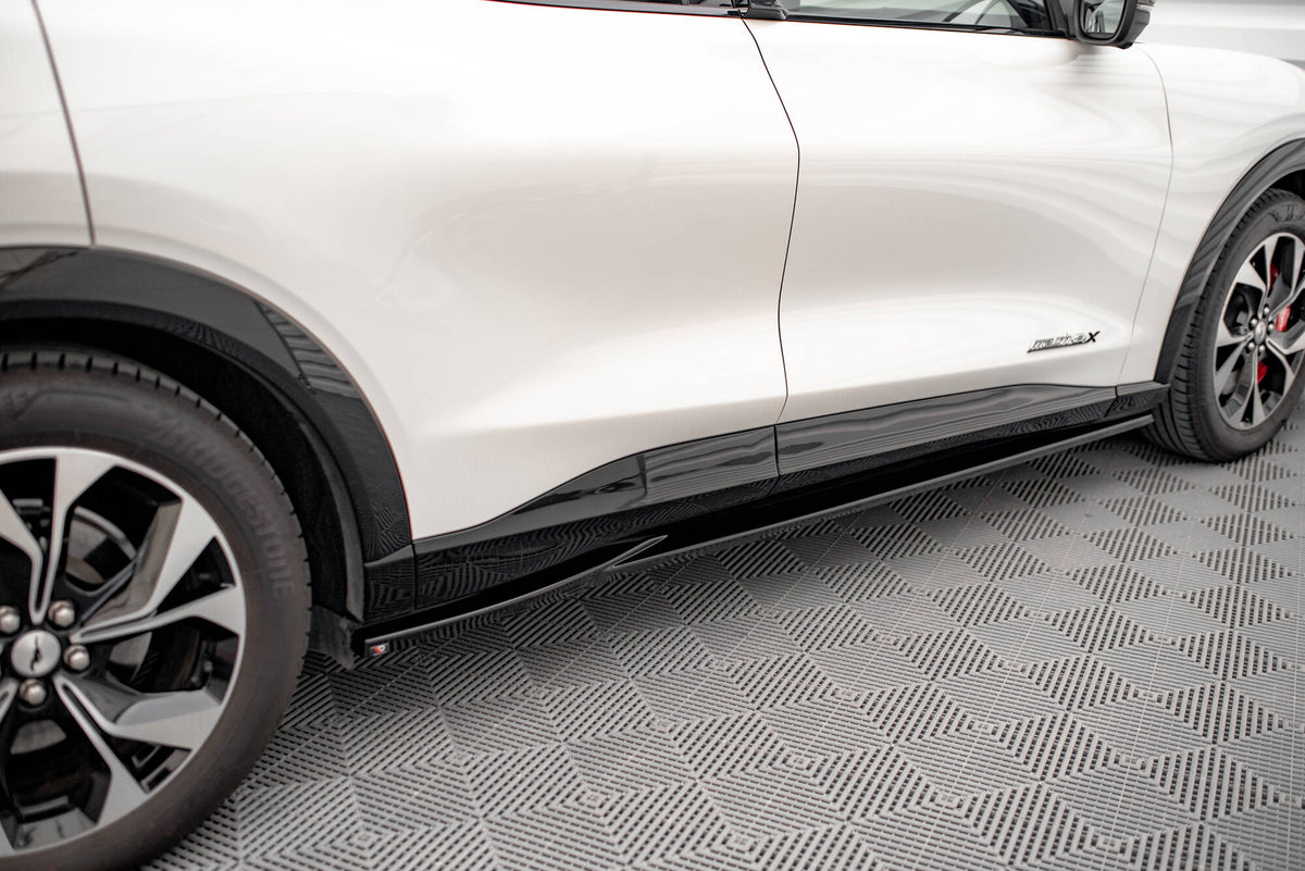 Frontspoiler Lippe Ford Mustang Mach-E Mk1, Seitenschweller Ford Mustang Mach-E Mk1, Heckdiffusor Ford Mustang Mach-E Mk1