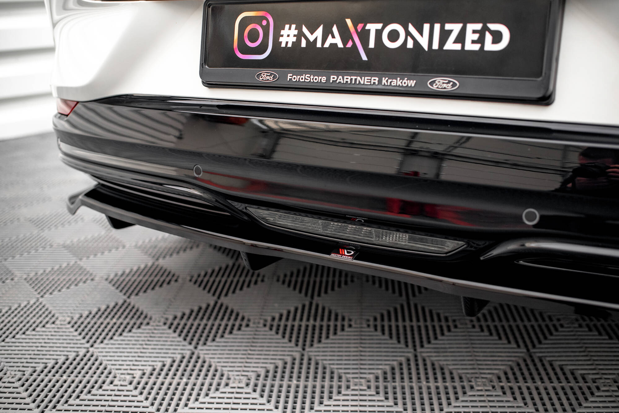 Frontspoiler Lippe Ford Mustang Mach-E Mk1, Seitenschweller Ford Mustang Mach-E Mk1, Heckdiffusor Ford Mustang Mach-E Mk1