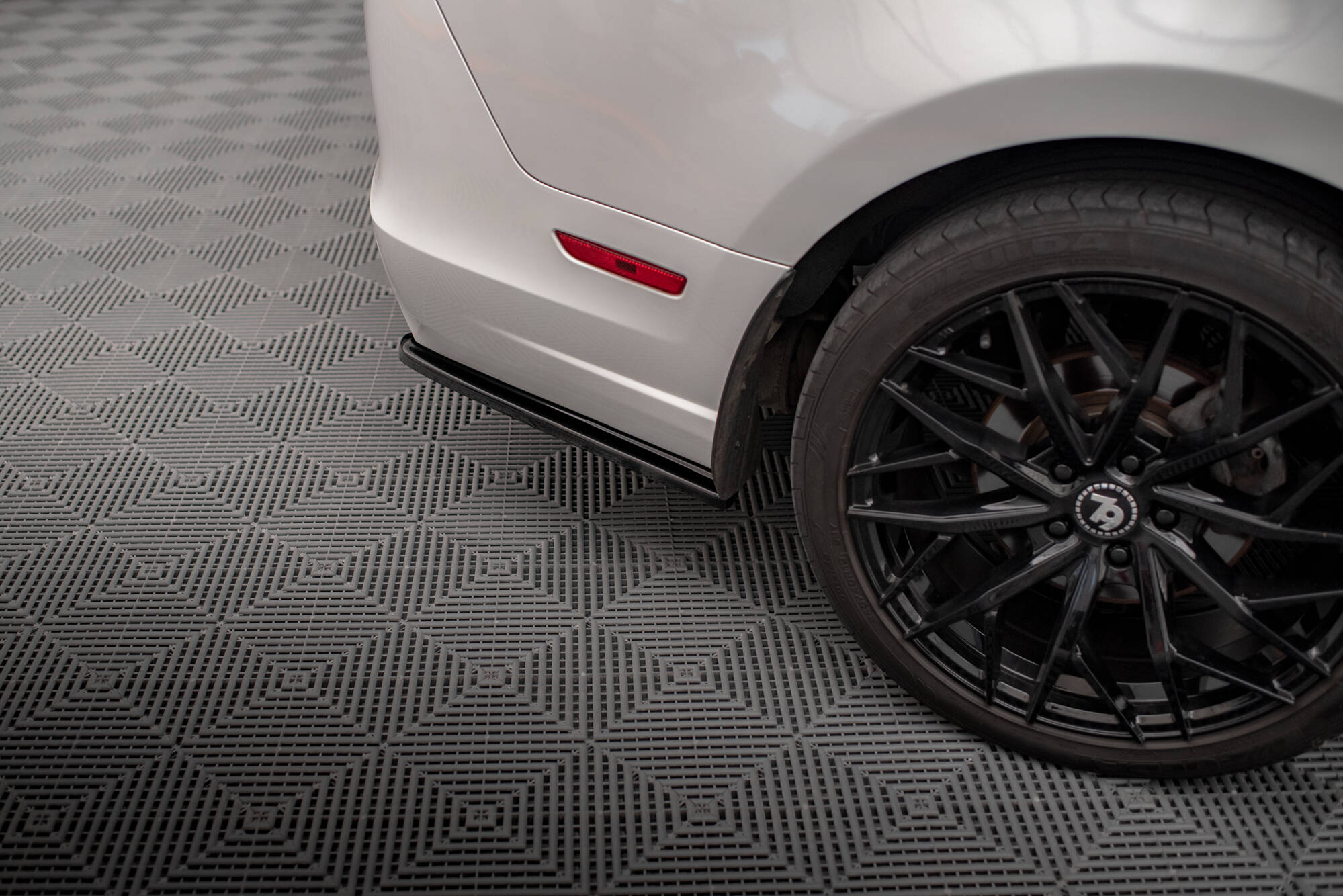 Frontspoiler Lippe Ford Mustang Mk5 Facelift