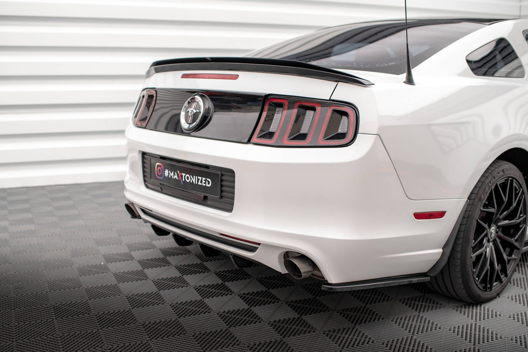 Frontspoiler Lippe Ford Mustang Mk5 Facelift