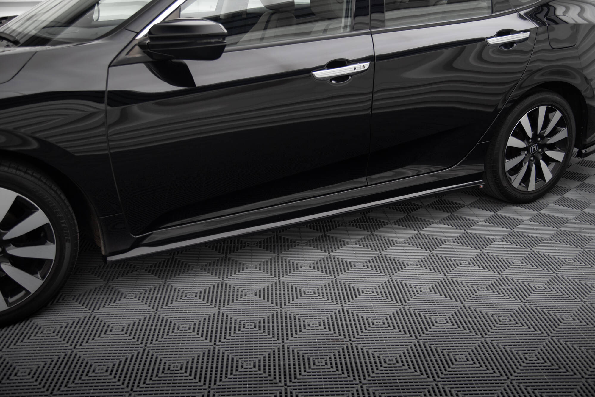 Frontspoiler Lippe Honda Civic Sedan Mk10