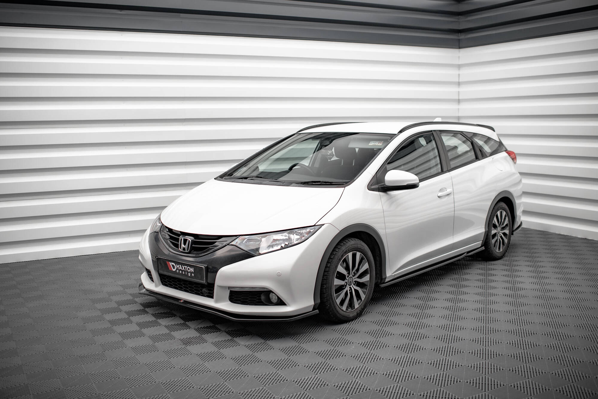 Frontspoiler Lippe, Seitenschweller und Heckdiffusor Satz Honda Civic Tourer Mk9