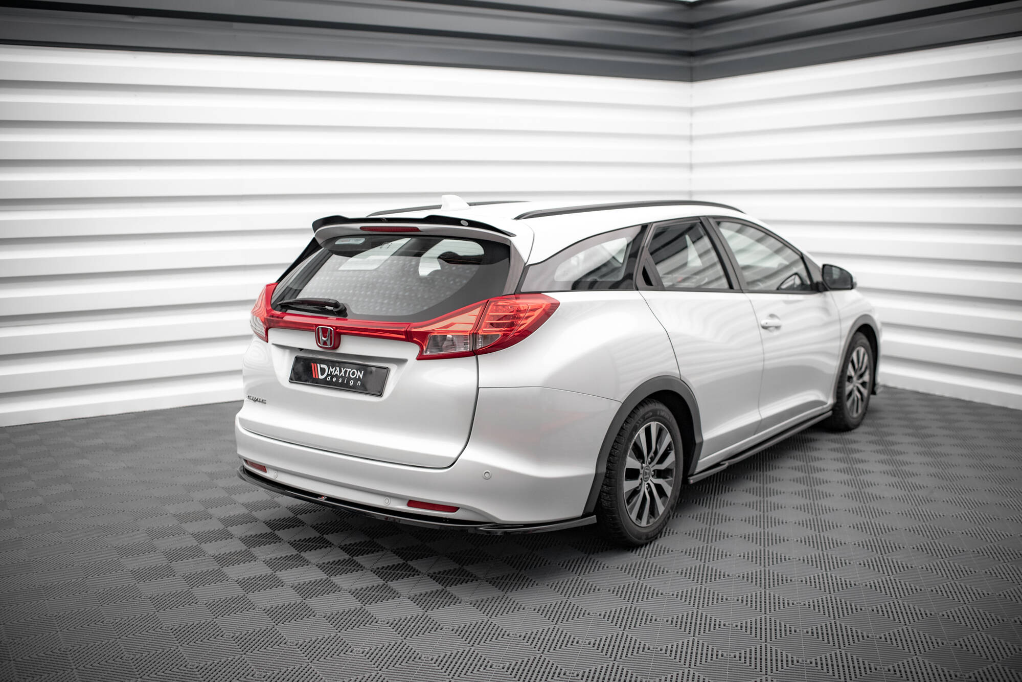 Frontspoiler Lippe, Seitenschweller und Heckdiffusor Satz Honda Civic Tourer Mk9