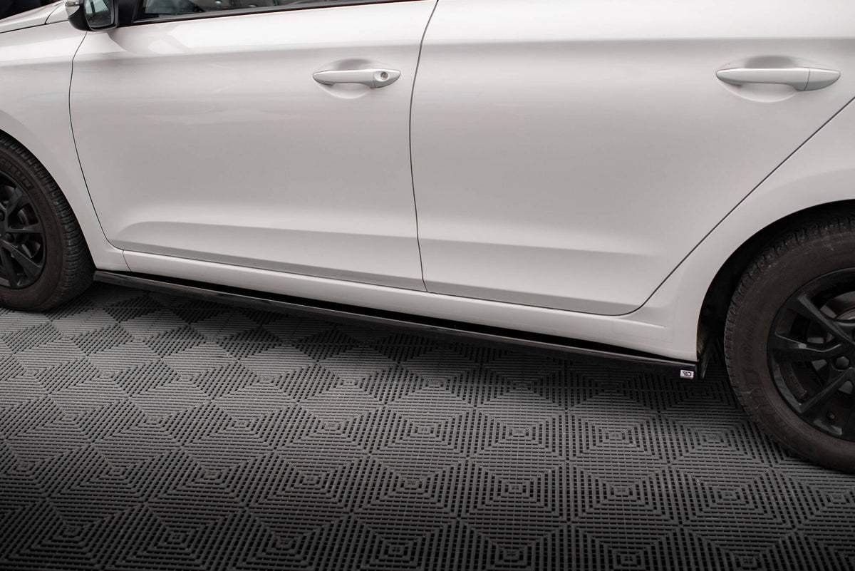 Frontspoiler Lippe, Seitenschweller und Heckdiffusor Hyundai I20 Mk2 Facelift