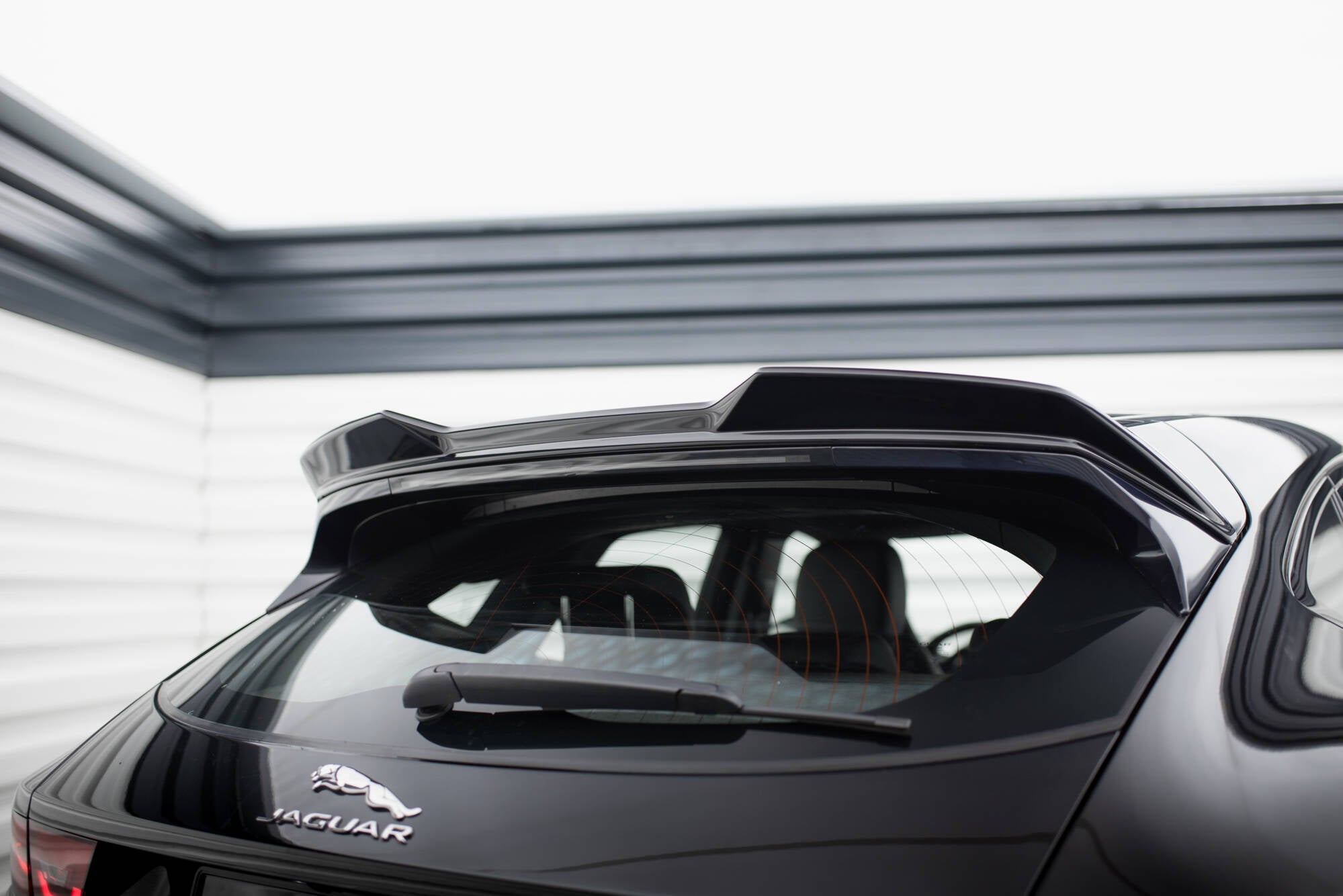 Frontspoiler Lippe, Seitenschweller, Heckdiffusor Jaguar E-Pace R-Dynamic Mk1