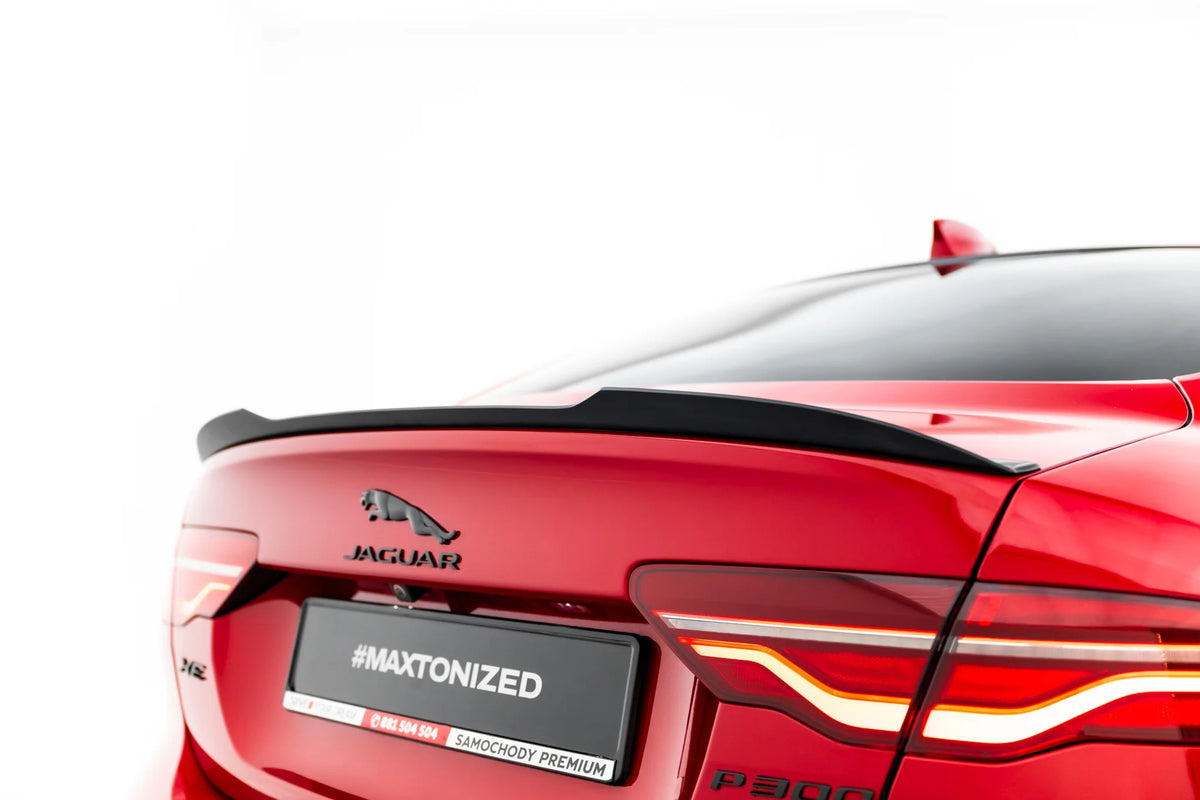Frontspoiler Lippe, Seitenschweller, Heckdiffusor Jaguar XE R-Dynamic X760 Facelift