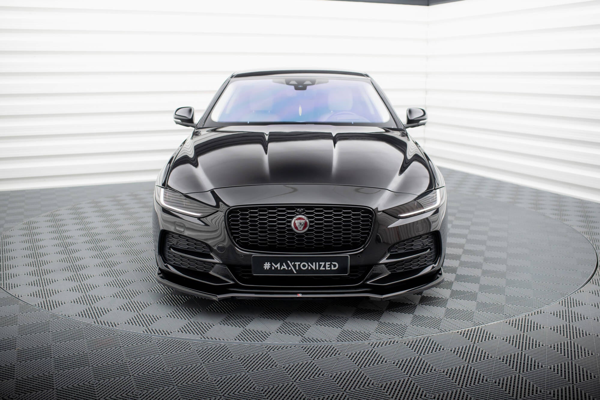 Frontspoiler Lippe Jaguar XE X760 Facelift