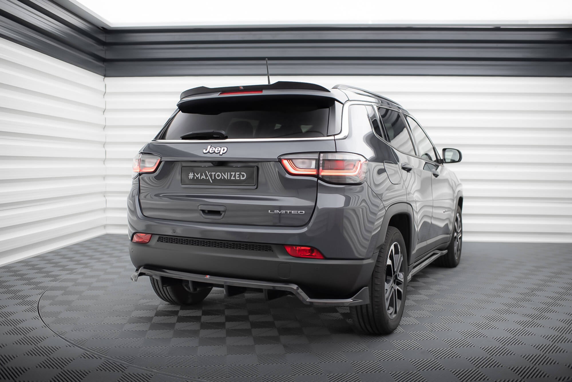 Frontspoiler Lippe, Seitenschweller und Heckdiffusor Jeep Compass Limited Mk2 Facelift 2021
