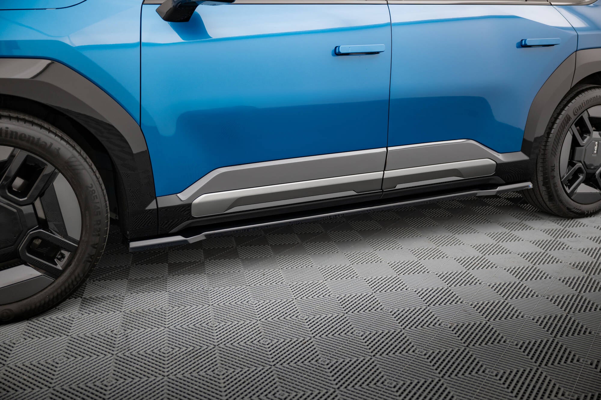Frontspoiler Lippe, Seitenschweller und Heckdiffusor für Kia EV9 GT-Line Mk1