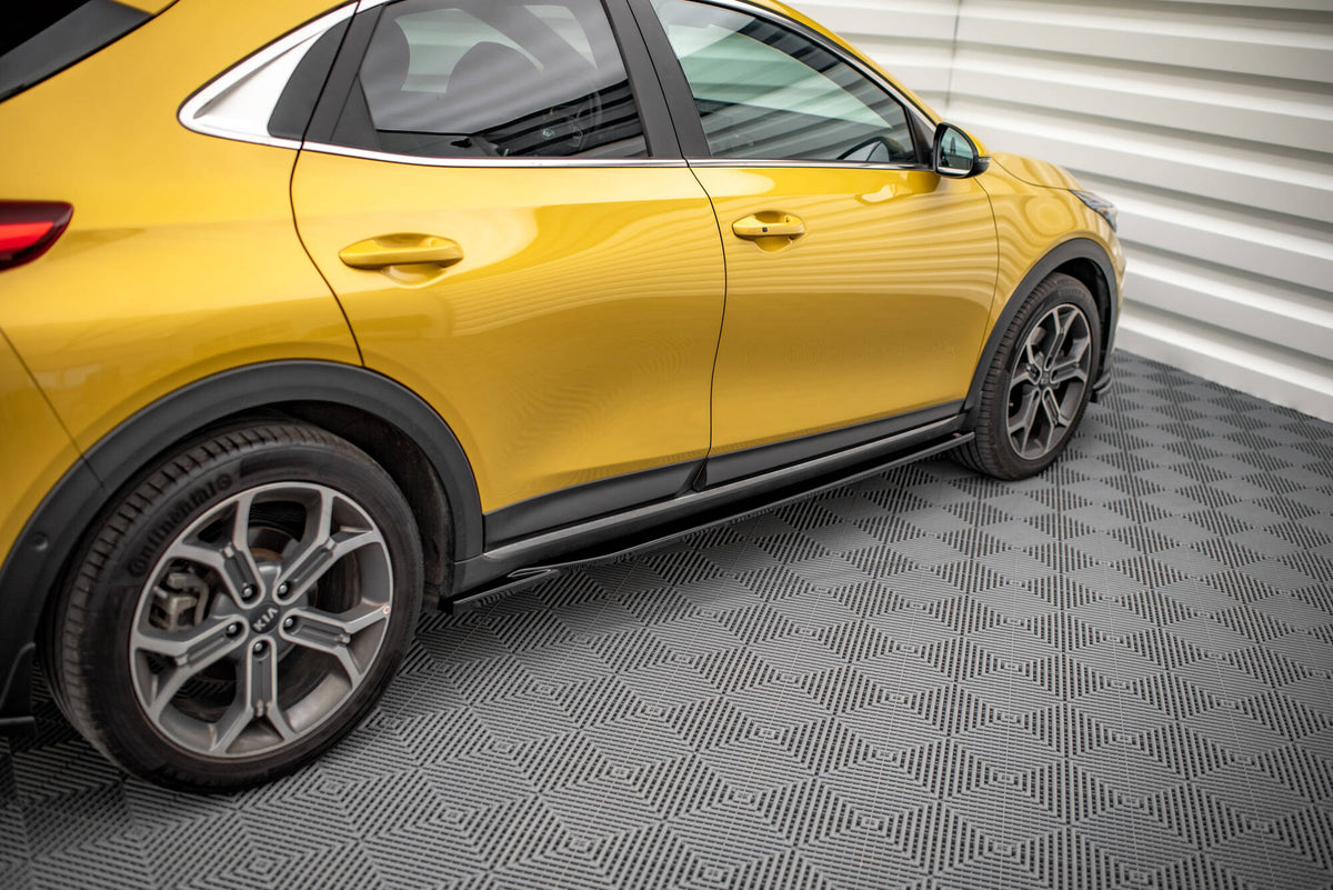 Frontspoiler Lippe, Seitenschweller und Heckdiffusor Satz Kia XCeed Mk1