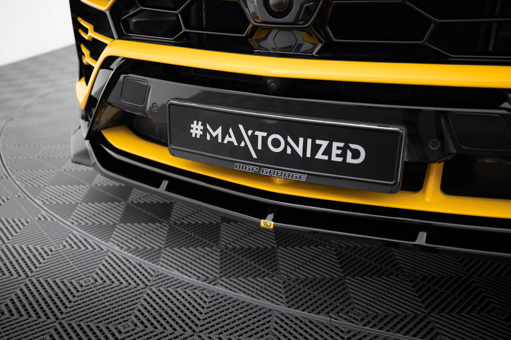 Frontspoiler Lippe, Heckdiffusor und Seitenschweller Lamborghini Urus Mk1