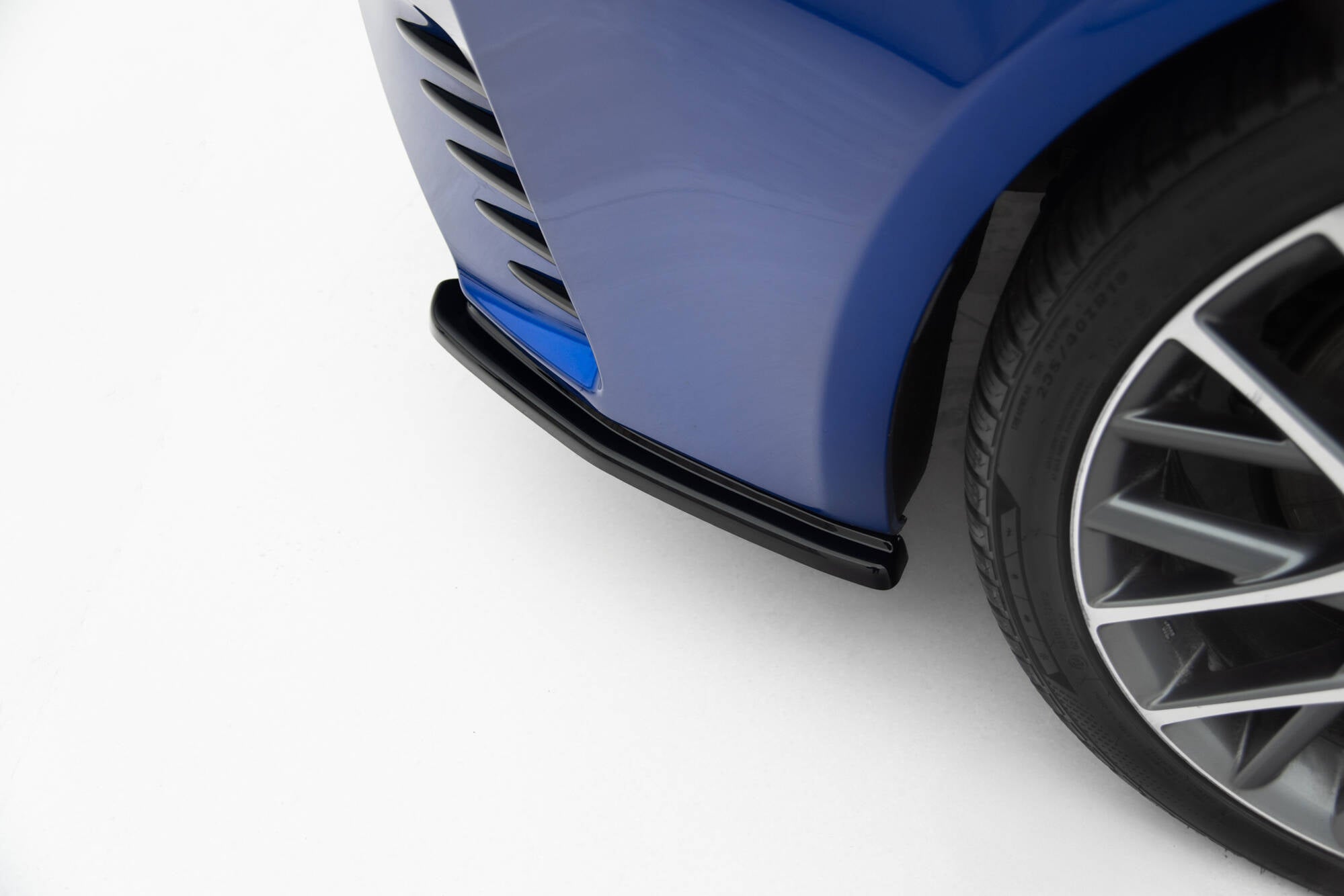Frontspoiler Lippe, Seitenschweller, Heckdiffusor, Heckseiten Flaps Lexus RC Mk1