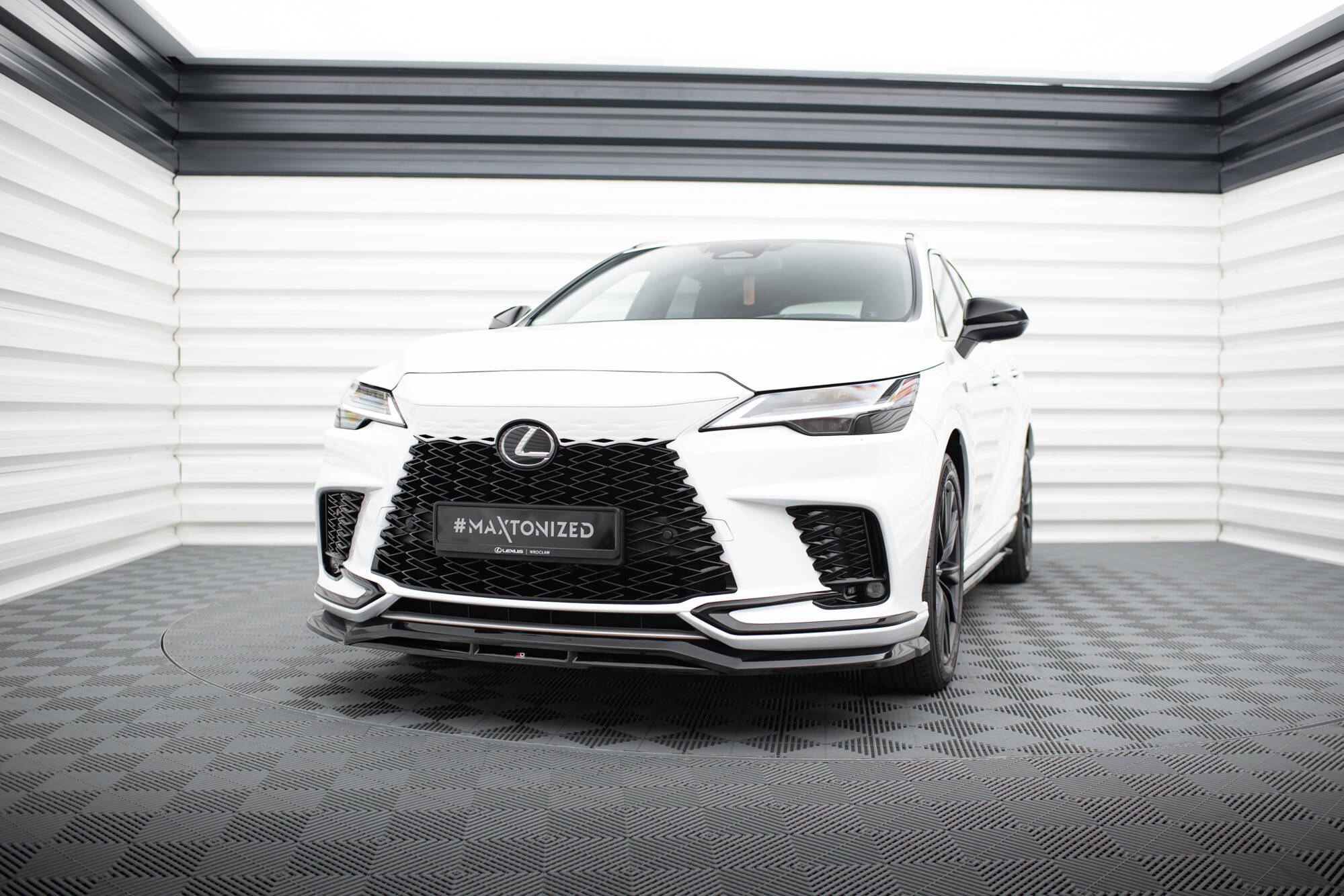 Frontspoiler Lippe, Seitenschweller, Heckdiffusor Satz Lexus RX F-Sport Mk5