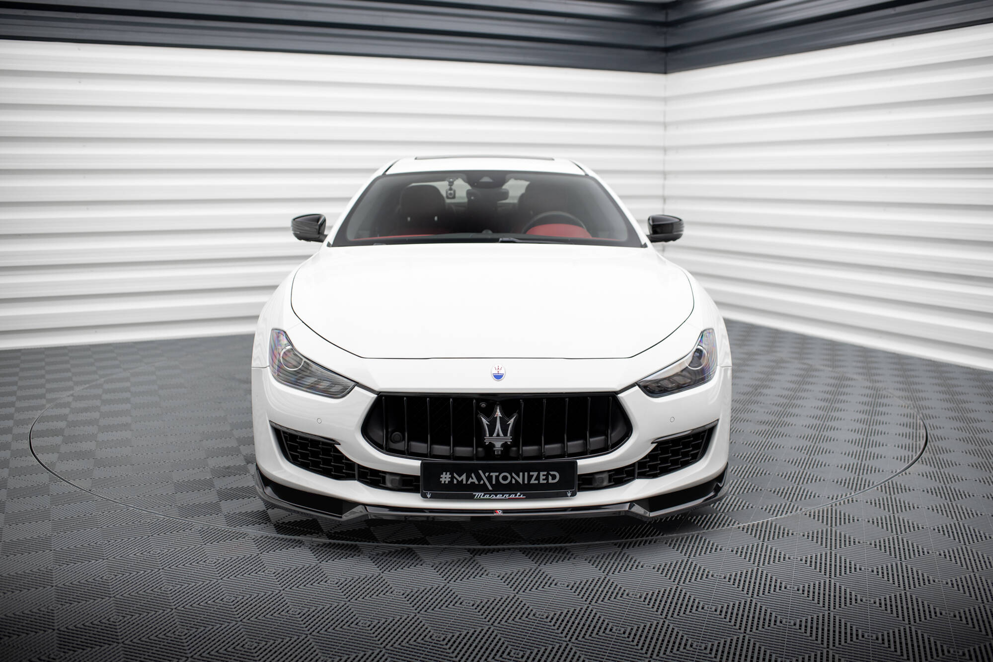 Frontspoiler Lippe, Seitenschweller und Heckdiffusor Satz Maserati Ghibli Mk3 Facelift