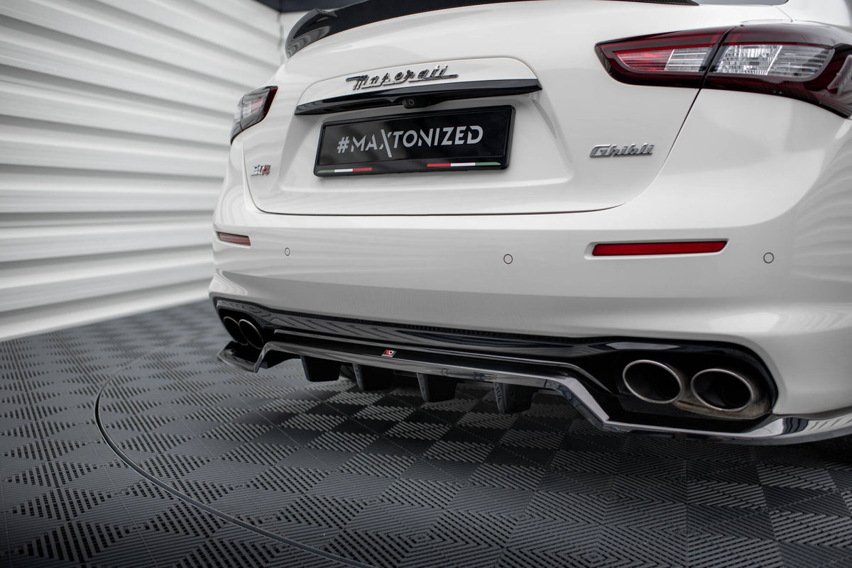 Frontspoiler Lippe, Seitenschweller und Heckdiffusor Satz Maserati Ghibli Mk3 Facelift