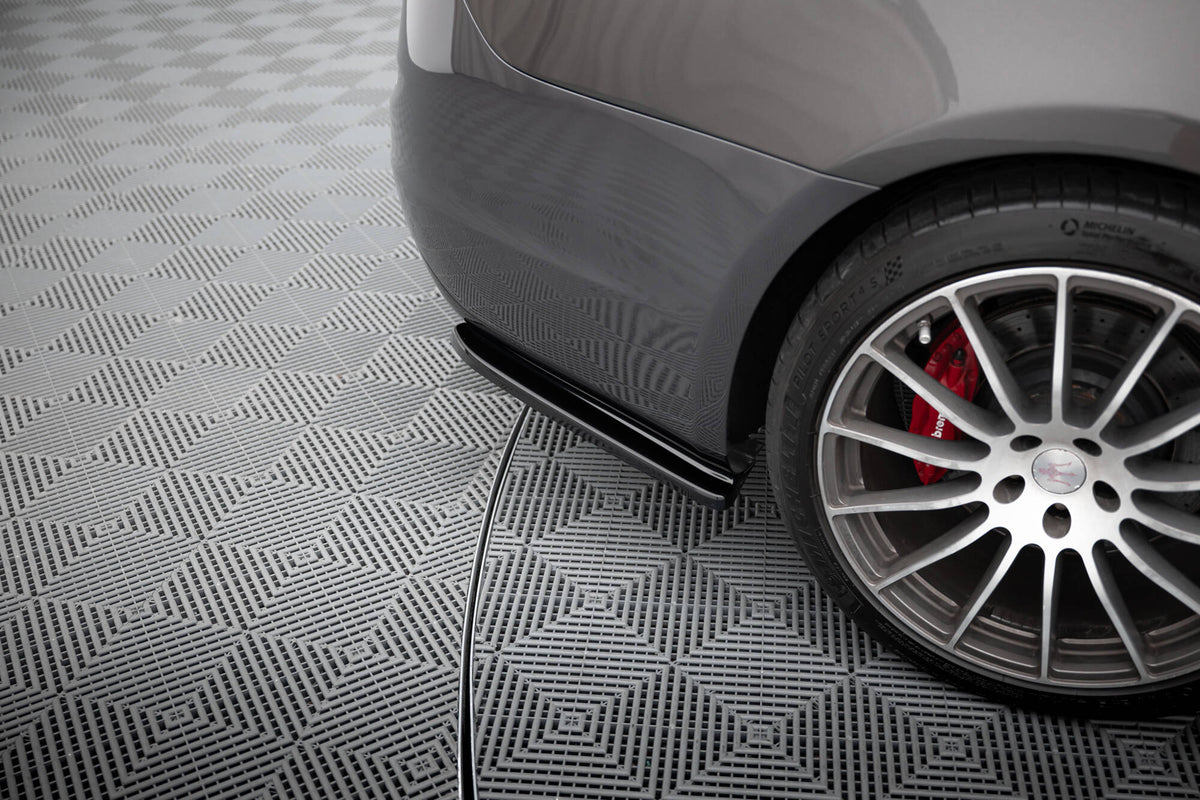 Frontspoiler Lippe, Seitenschweller, Heckdiffusor Maserati Quattroporte MK6