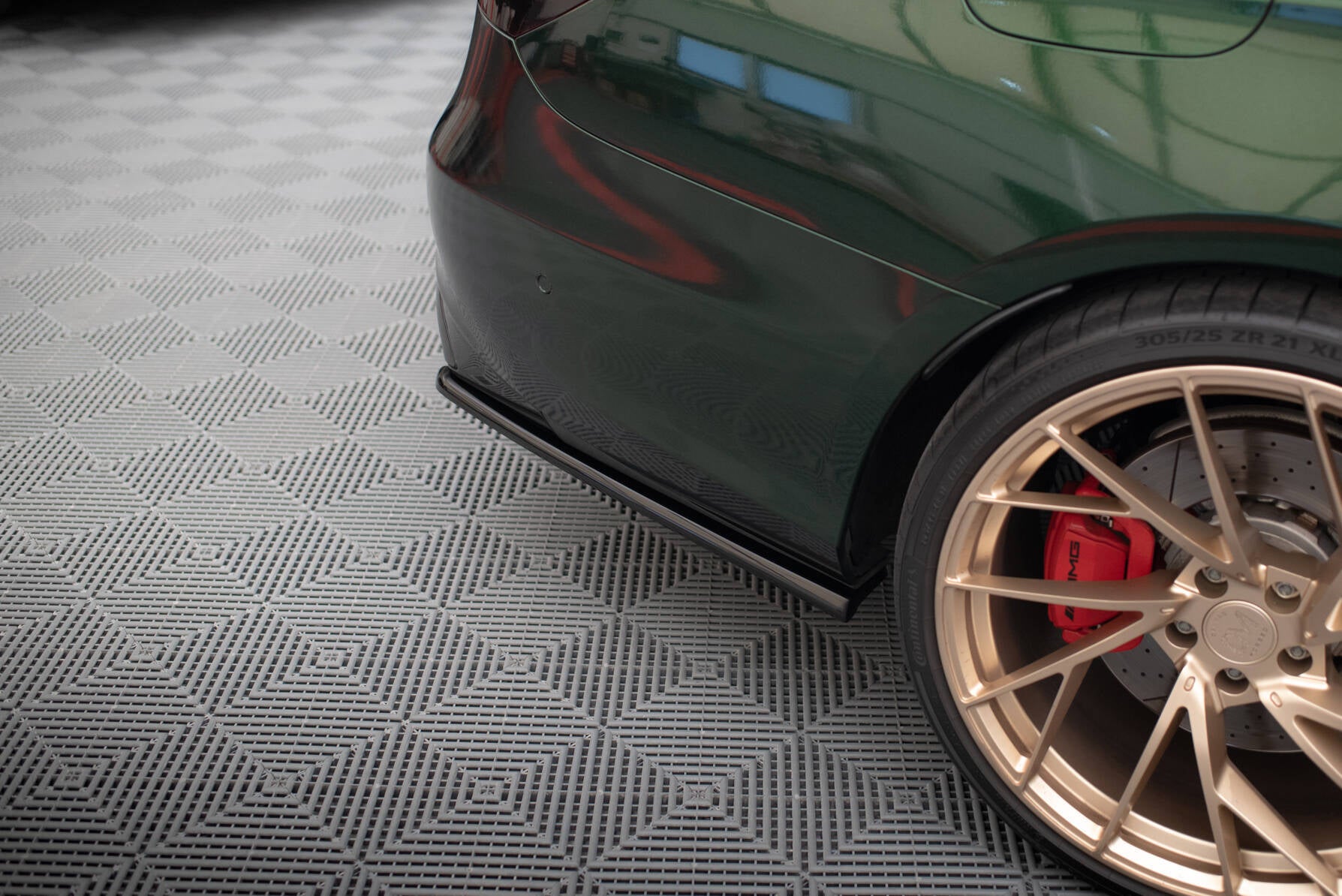 Frontspoiler Lippe, Seitenschweller, Heckdiffusor und Heckseiten Flaps Mercedes-AMG E63 W213 Facelift