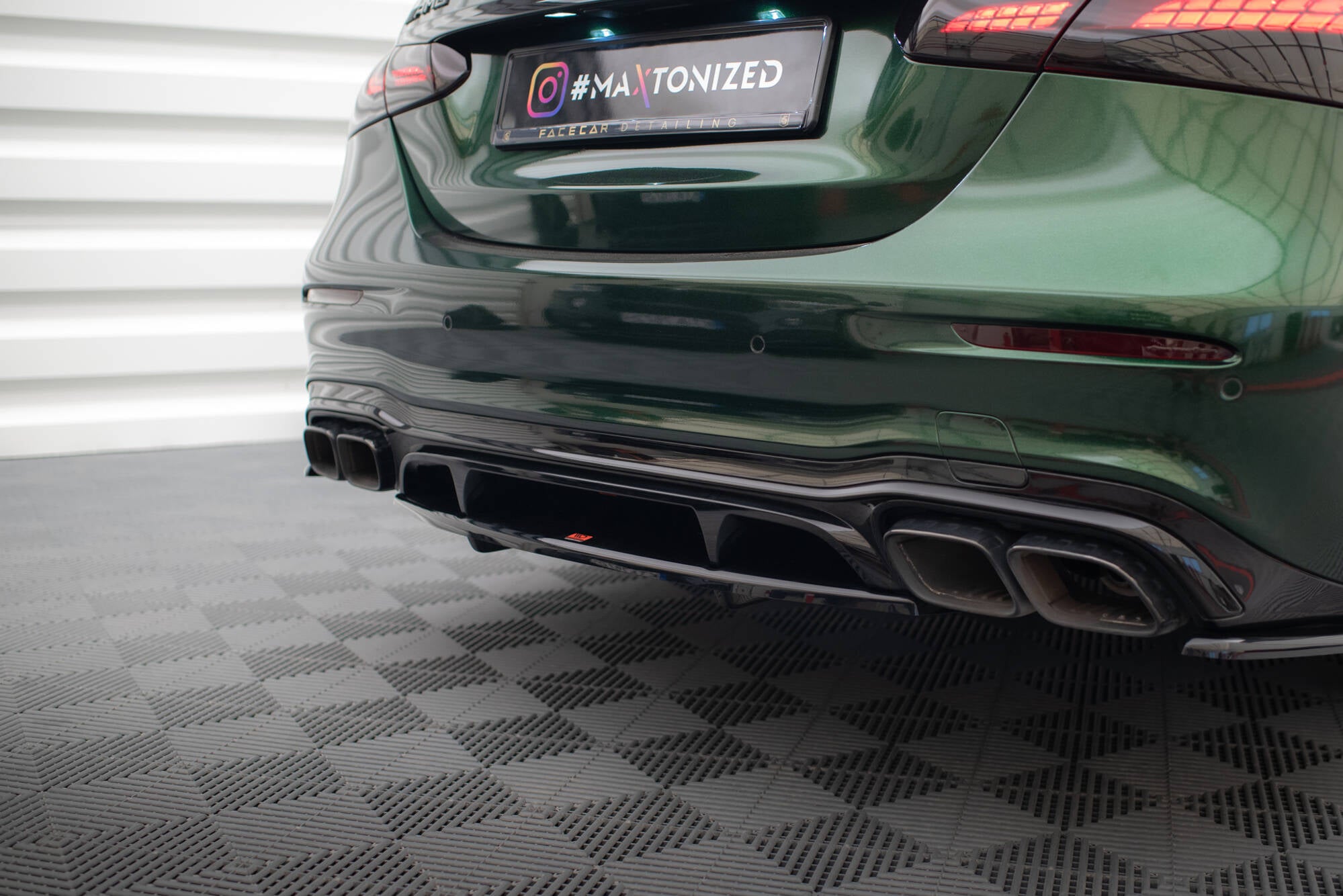 Frontspoiler Lippe, Seitenschweller, Heckdiffusor und Heckseiten Flaps Mercedes-AMG E63 W213 Facelift