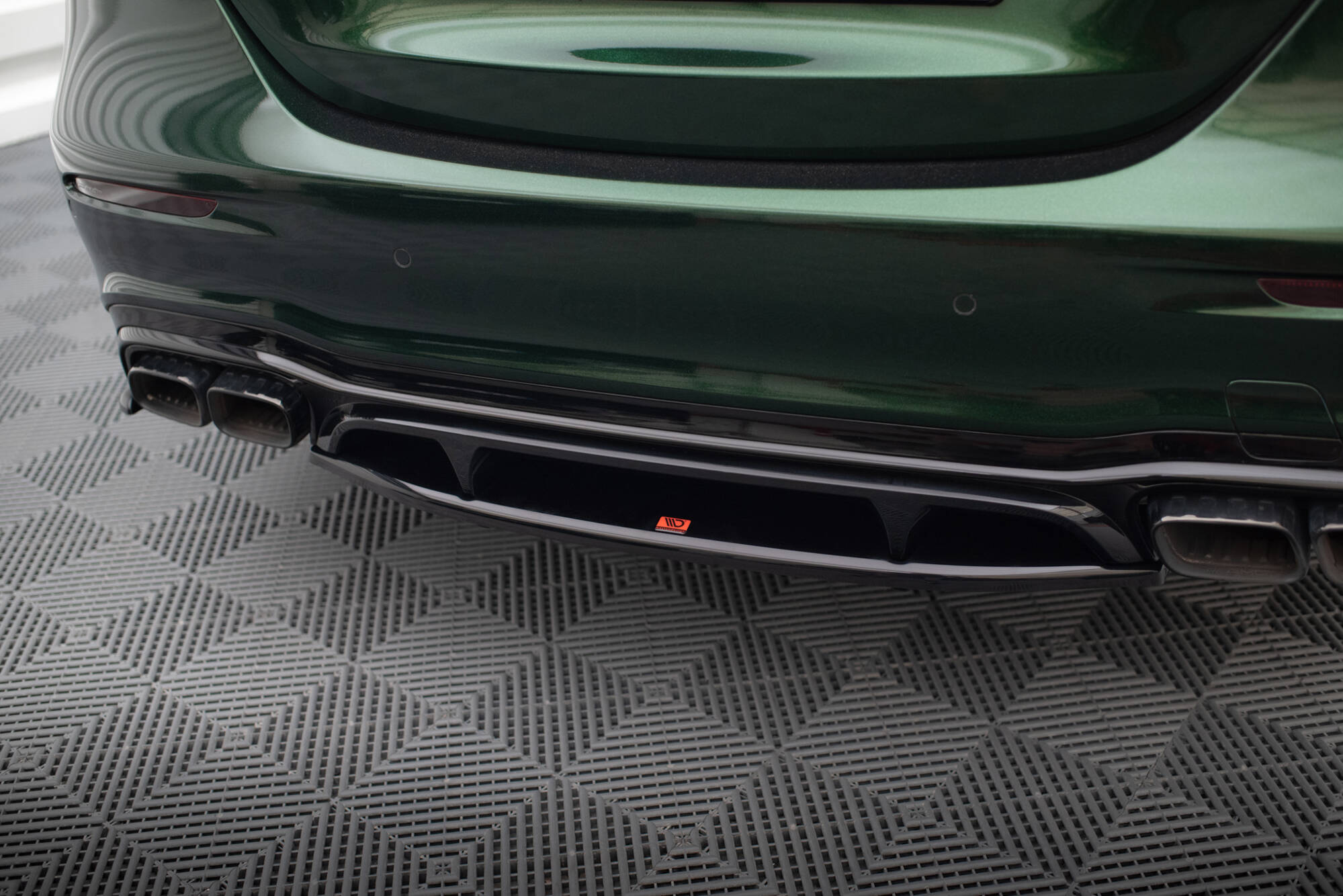 Frontspoiler Lippe, Seitenschweller, Heckdiffusor und Heckseiten Flaps Mercedes-AMG E63 W213 Facelift