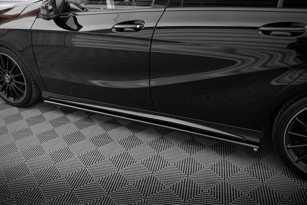 Set Frontspoiler Lippe, Seitenschweller, Heckdiffusor Mercedes-Benz A AMG-Line W176 Facelift
