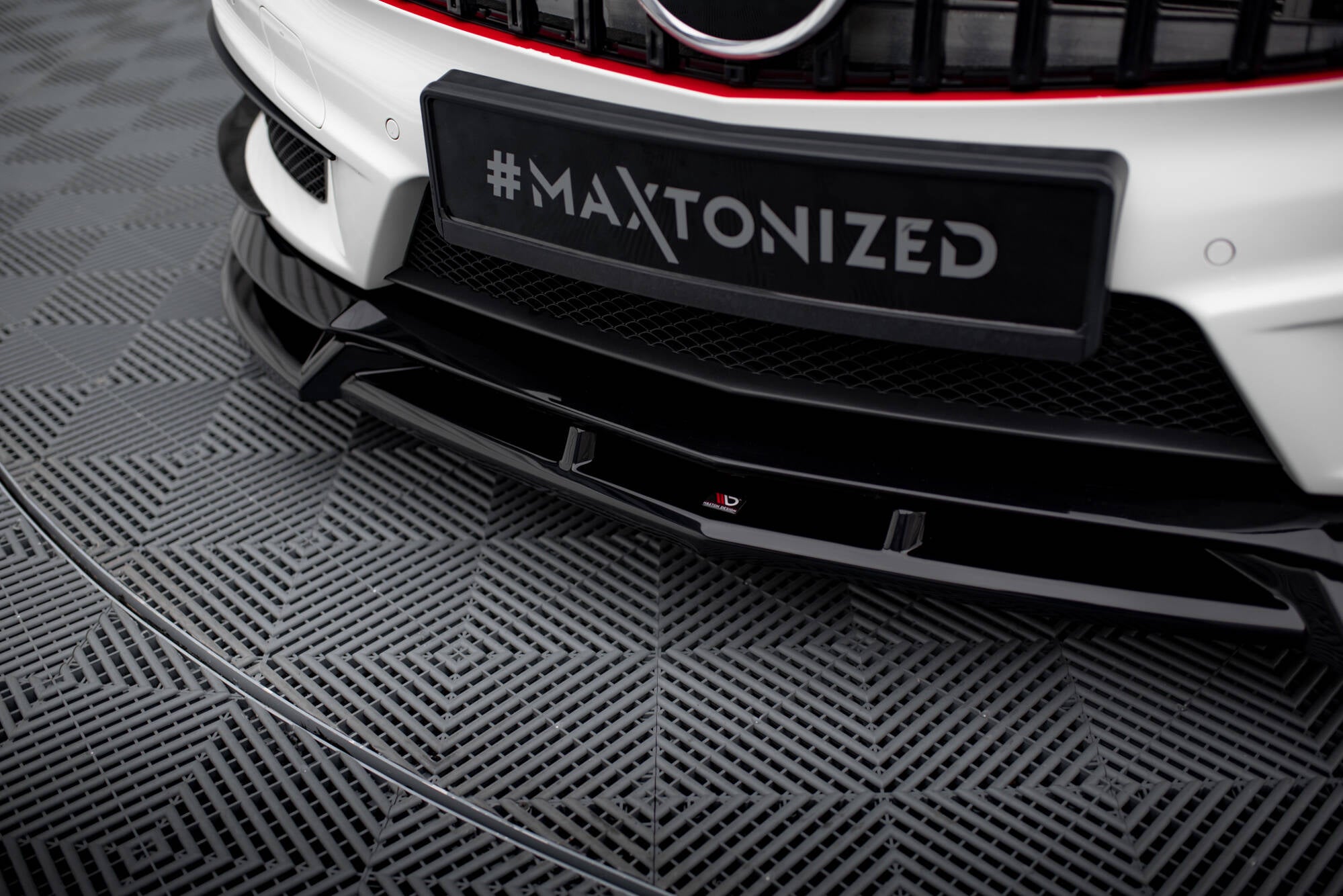 Frontspoiler Lippe, Seitenschweller und Heckdiffusor Mercedes-Benz A45 AMG W176