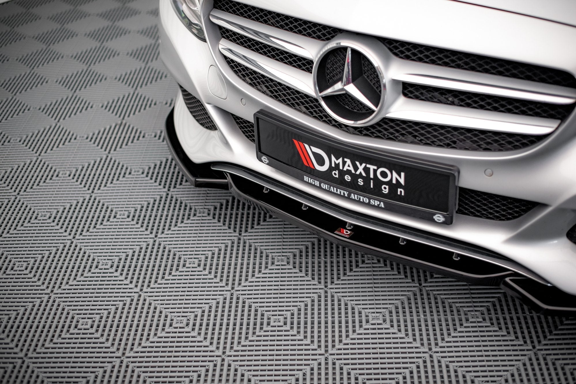 Frontspoiler Lippe & Seitenschweller & Heckdiffusor Mercedes-Benz C W205