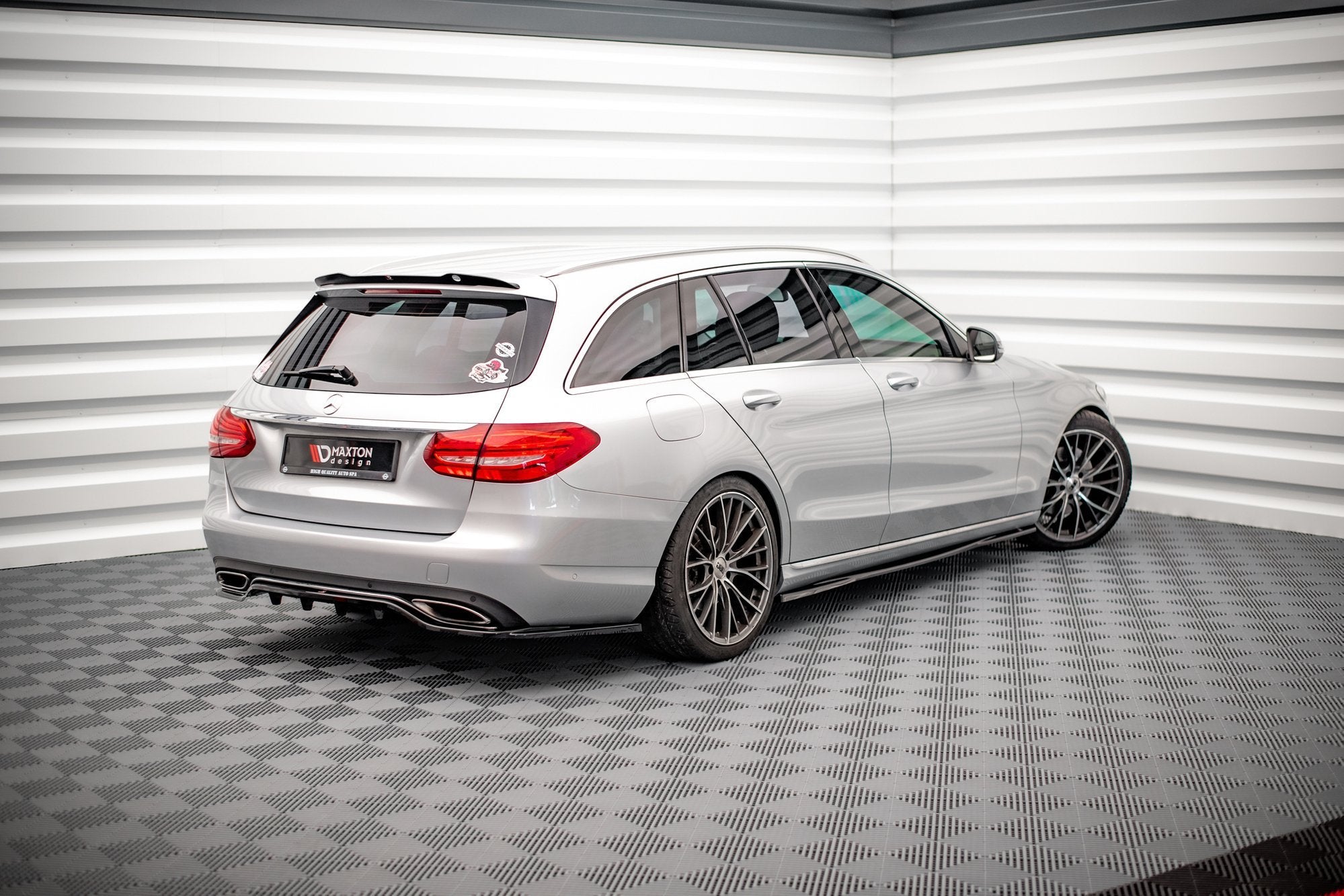 Frontspoiler Lippe & Seitenschweller & Heckdiffusor Mercedes-Benz C W205