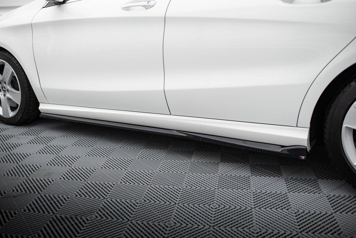 Frontspoiler Lippe, Seitenschweller, Heckdiffusor Satz Mercedes-Benz CLA C117 Facelift