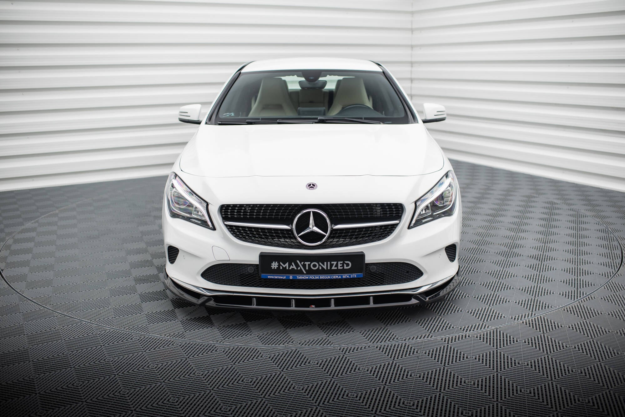 Frontspoiler Lippe, Seitenschweller, Heckdiffusor Satz Mercedes-Benz CLA C117 Facelift