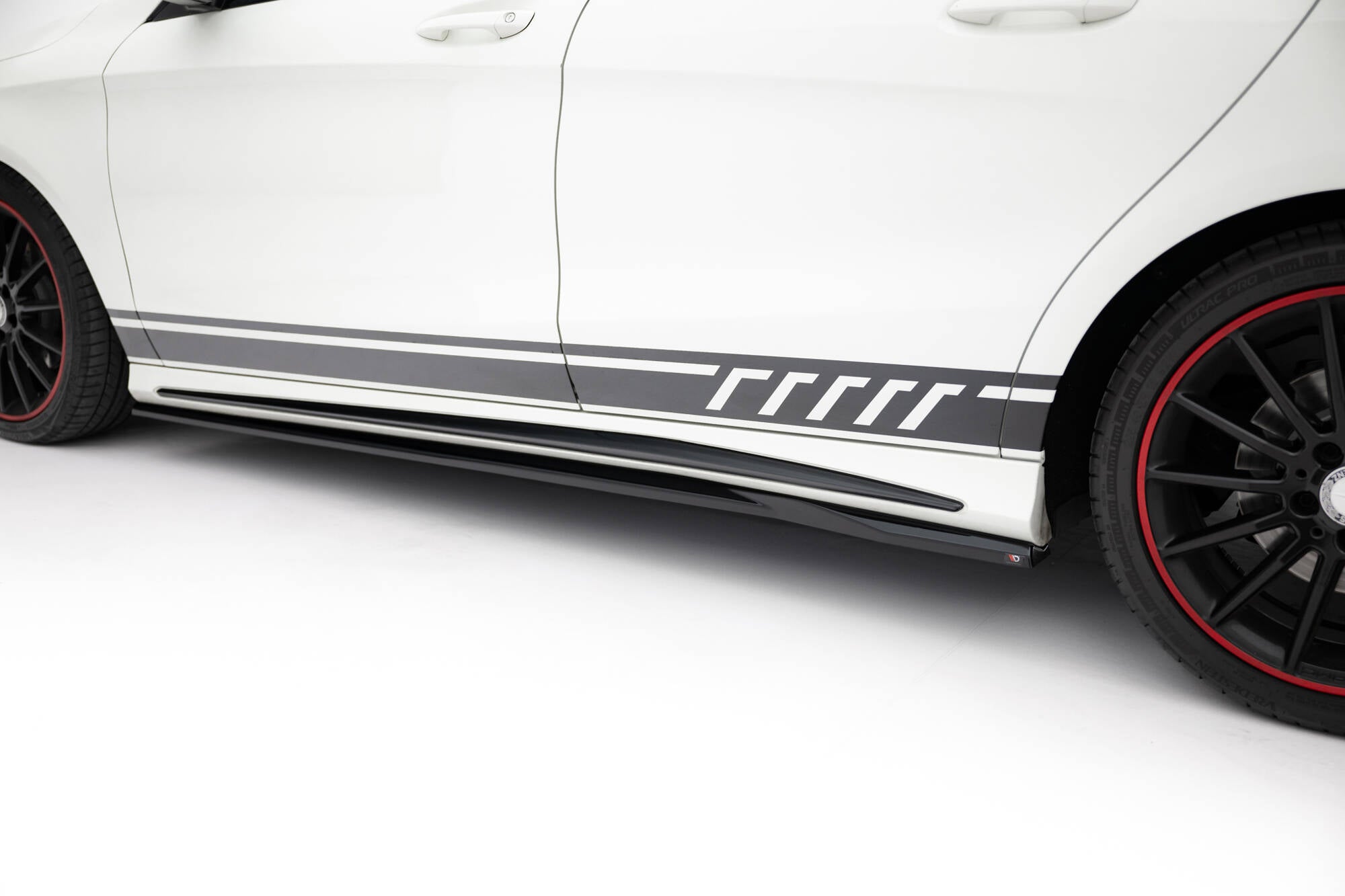 Frontspoiler Lippe Mercedes-Benz CLA Shooting Brake AMG-Line X117