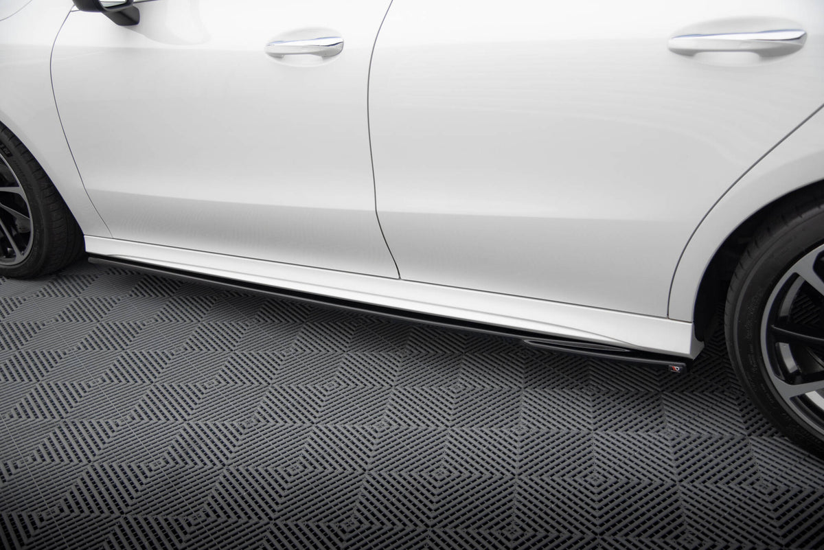 Frontspoiler Lippe, Seitenschweller, Heckdiffusor Mercedes-Benz CLA Shooting Brake AMG-Line X118