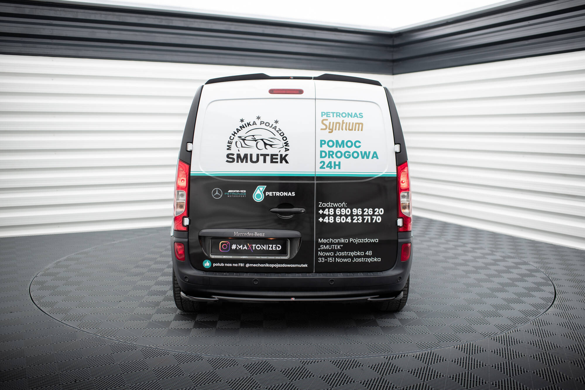 Frontspoiler Lippe, Seitenschweller und Heckdiffusor Mercedes-Benz Citan W415