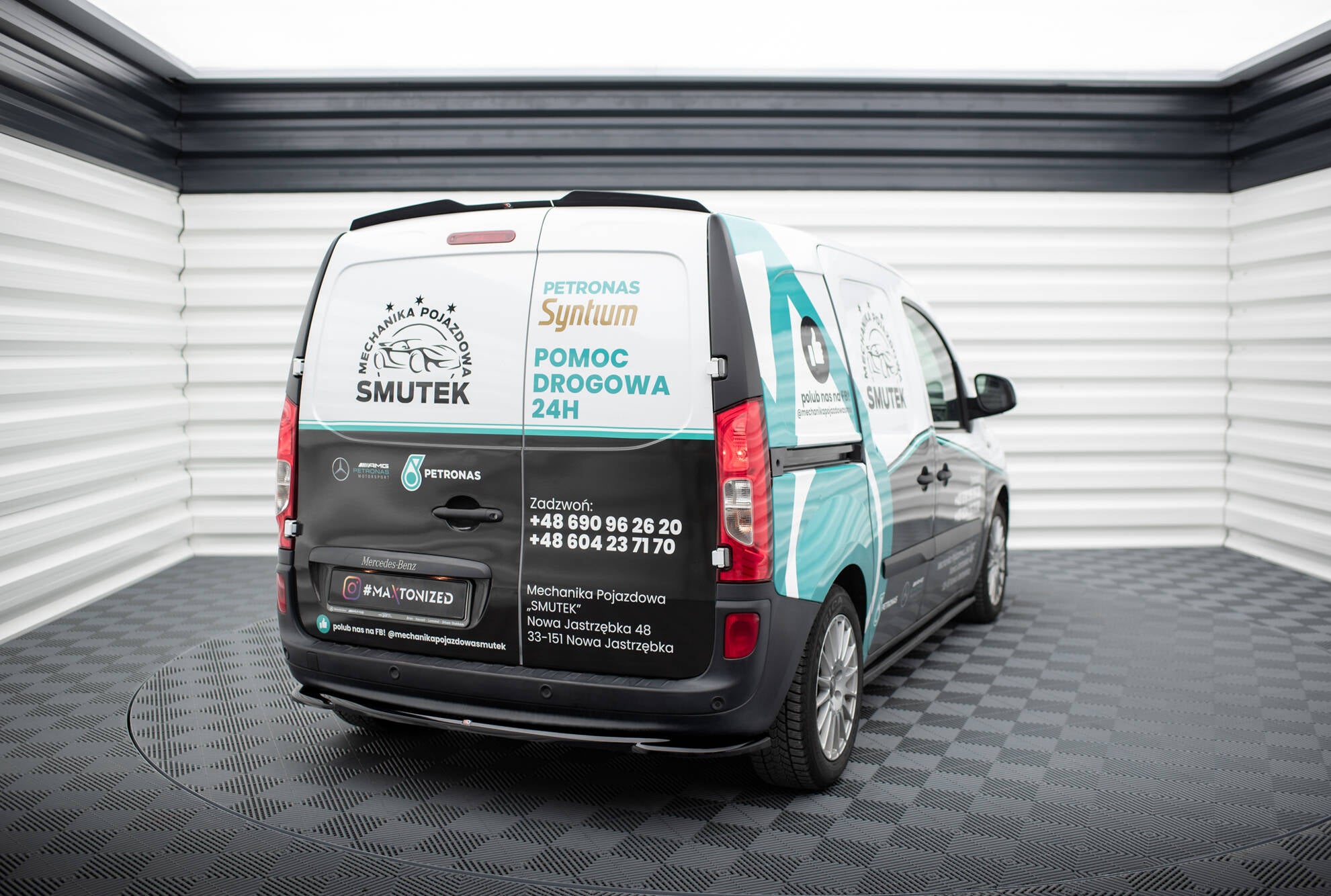 Frontspoiler Lippe, Seitenschweller und Heckdiffusor Mercedes-Benz Citan W415