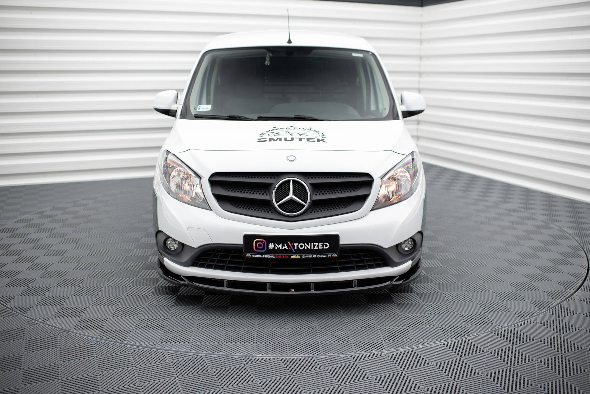 Frontspoiler Lippe, Seitenschweller und Heckdiffusor Mercedes-Benz Citan W415