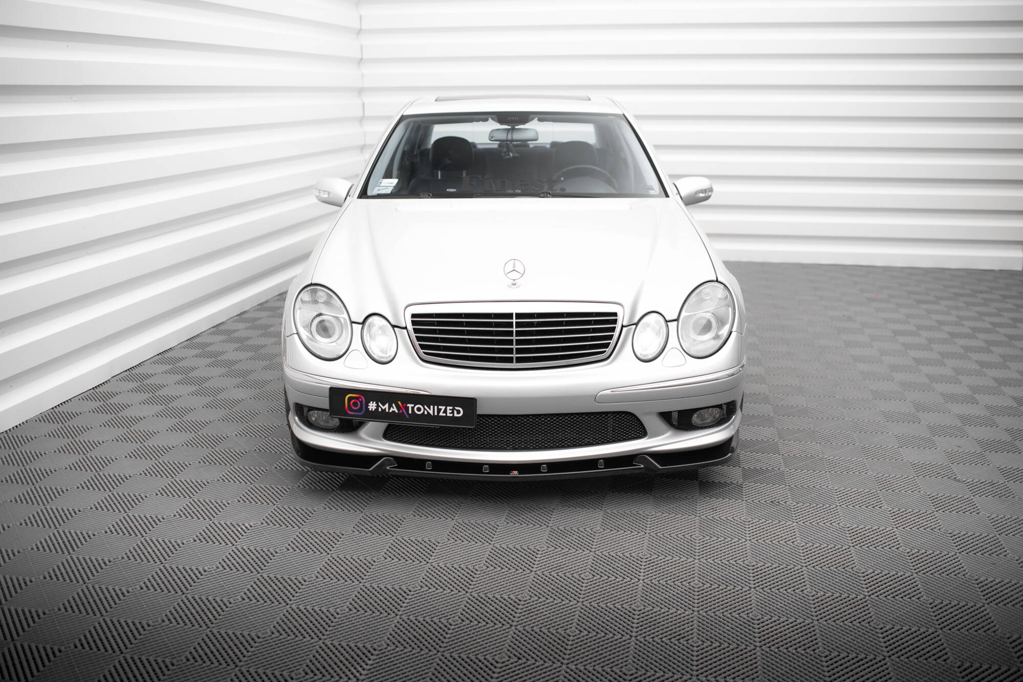 Frontspoiler Lippe, Seitenschweller und Heckdiffusor Satz Mercedes-Benz E 55 AMG W211