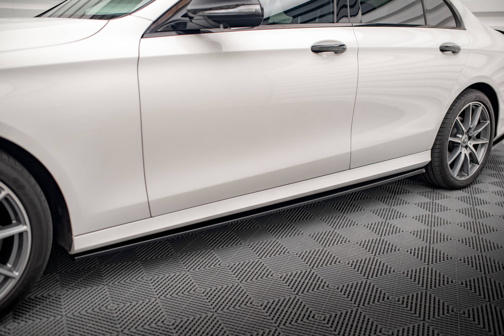 Frontspoiler Lippe Mercedes-Benz E AMG-Line W213 Facelift