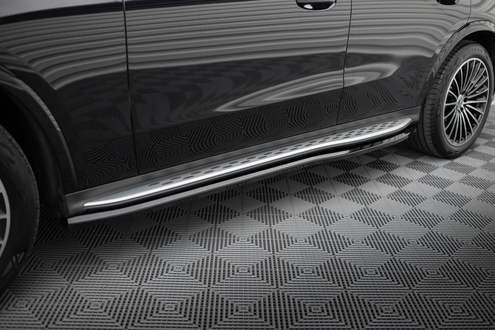 Frontspoiler Lippe, Seitenschweller und Heckdiffusor Satz Mercedes-Benz GLC AMG-Line X254