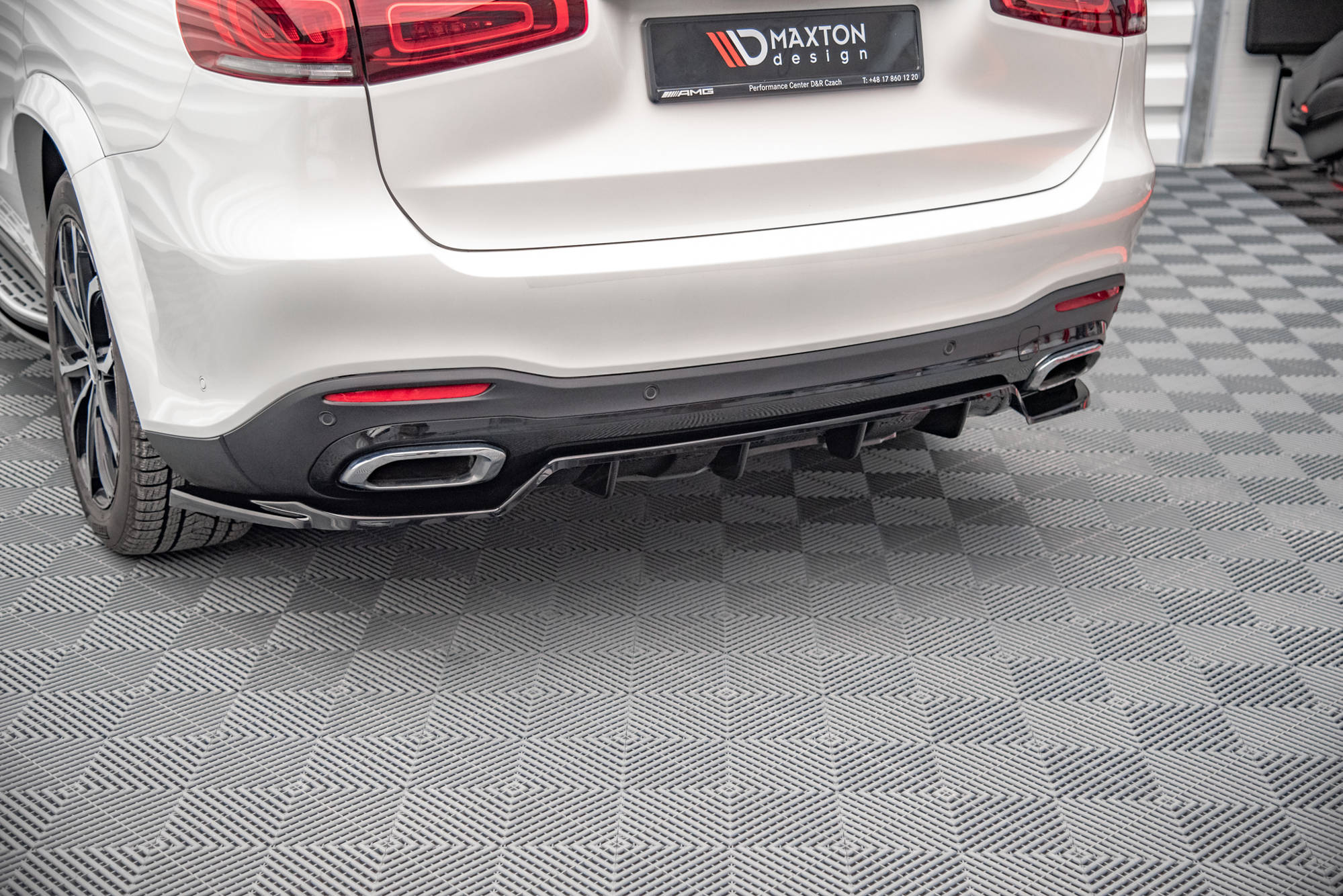 Frontspoiler Lippe, Seitenschweller und Heckdiffusor Satz Mercedes-Benz GLS AMG-Line X167