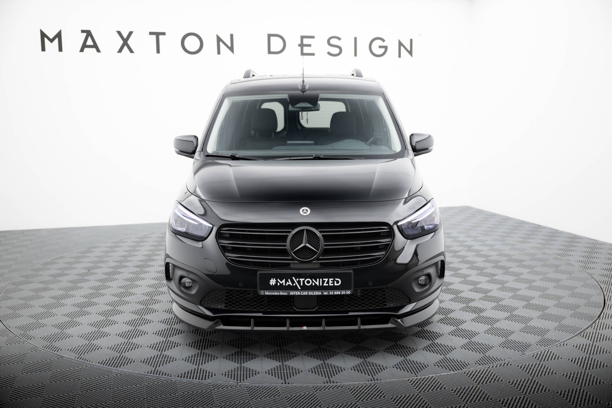Frontspoiler Lippe + Seitenschweller + Heckdiffusor Mercedes-Benz T W420 2021