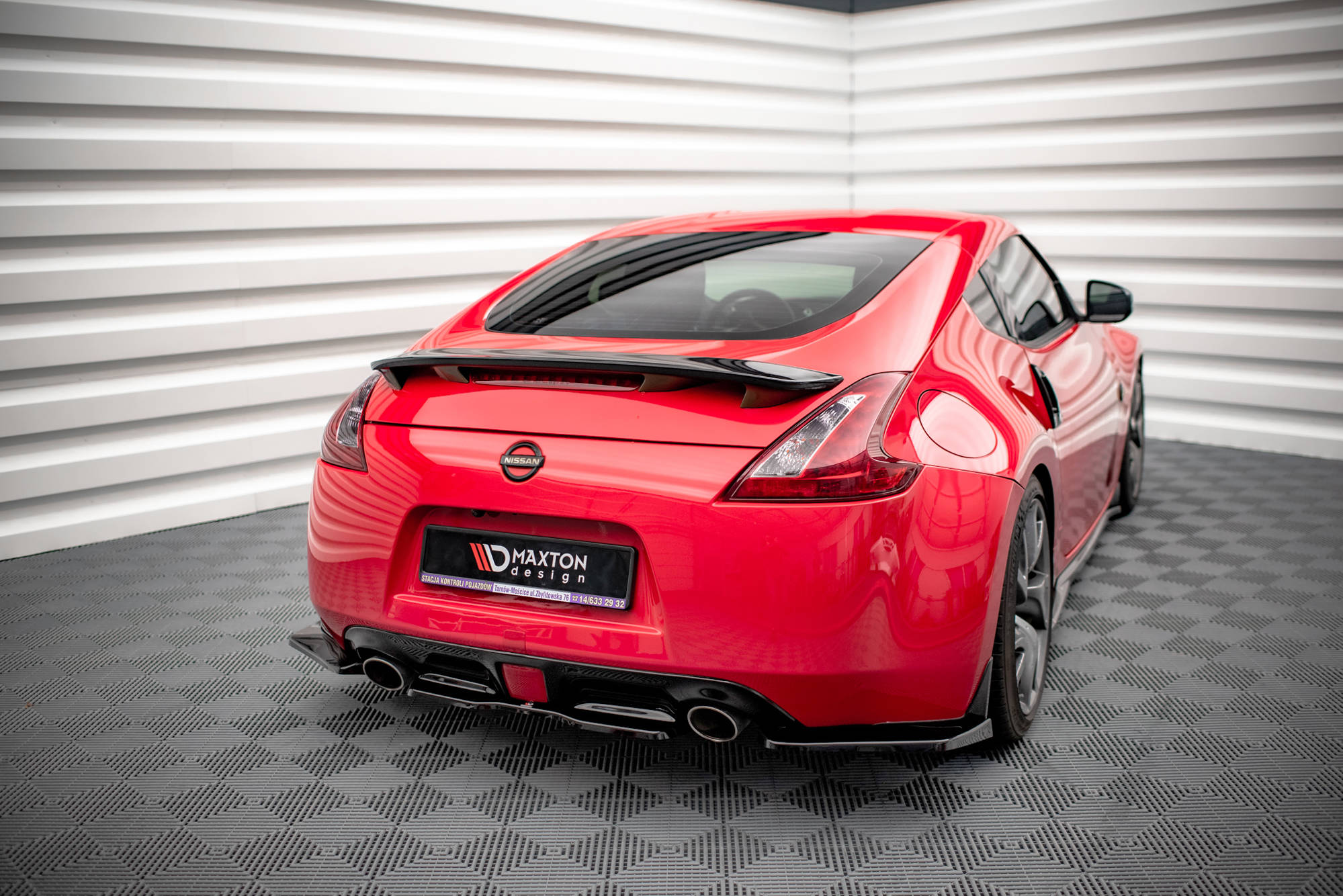 Frontspoiler Lippe, Seitenschweller und Heckdiffusor Nissan 370Z Facelift