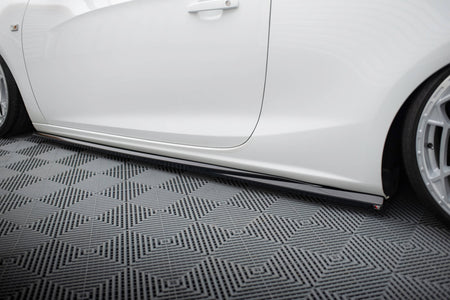 Frontspoiler Lippe, Seitenschweller und Heckdiffusor Satz Opel Cascada