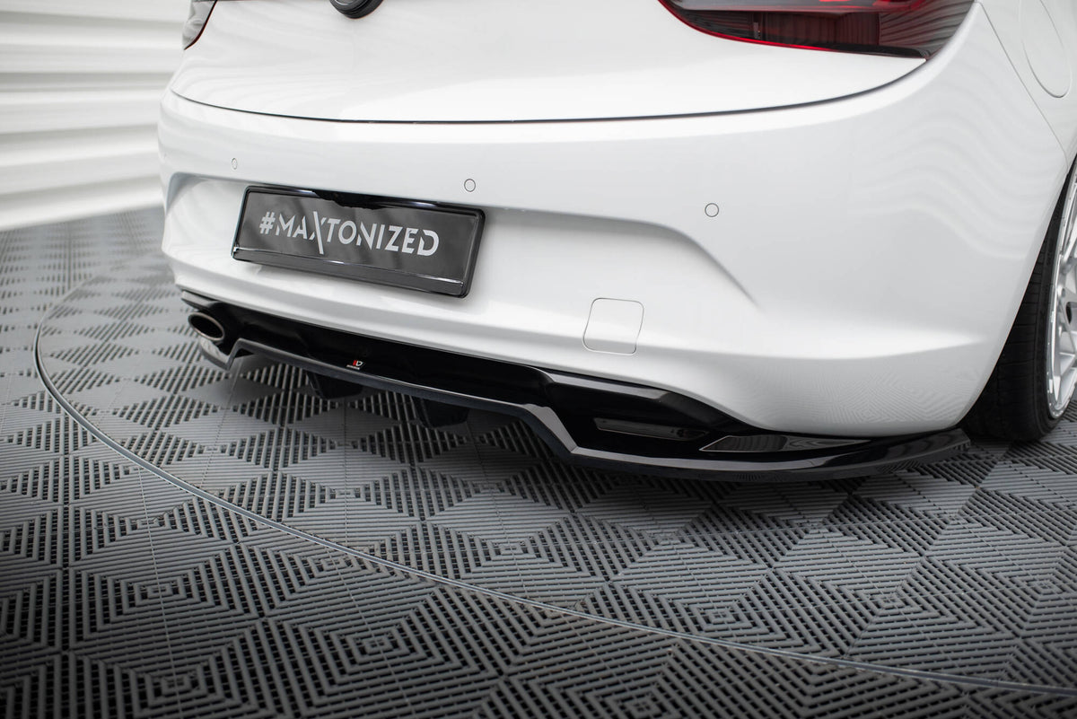 Frontspoiler Lippe, Seitenschweller und Heckdiffusor Satz Opel Cascada