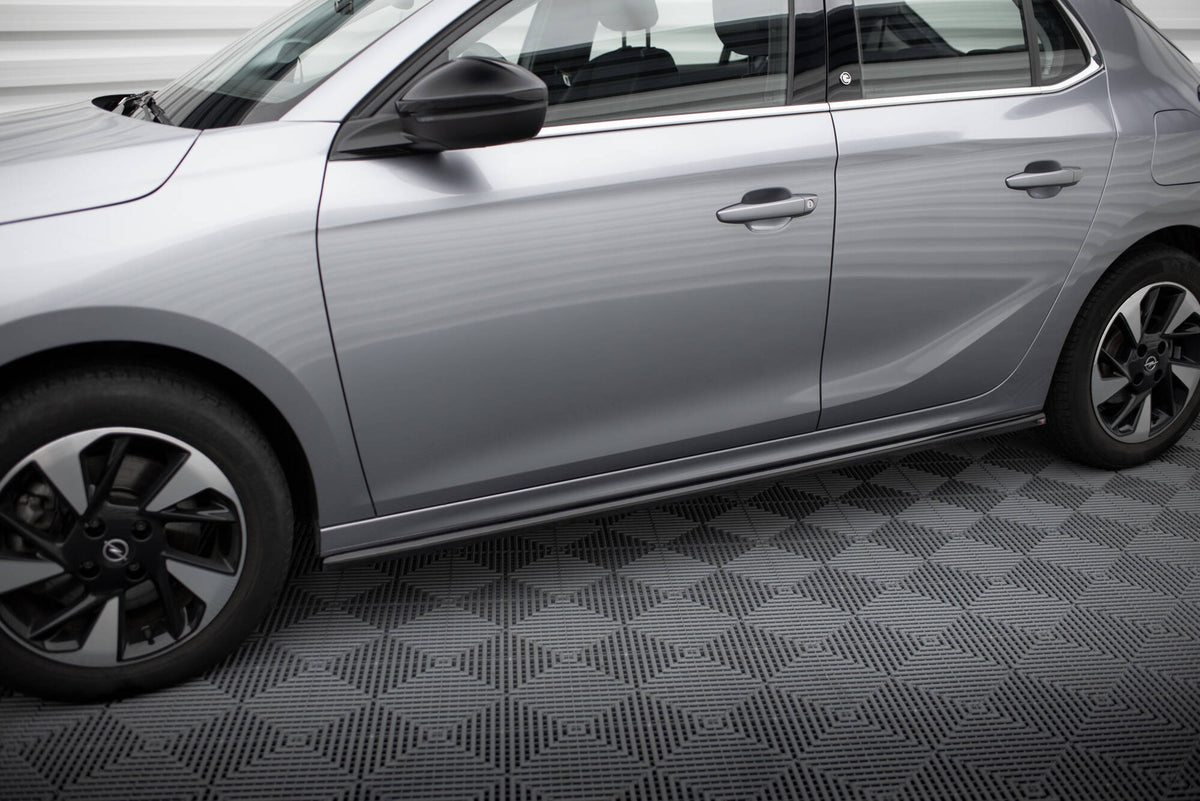 Frontspoiler Lippe, Seitenschweller und Heckdiffusor Opel Corsa F (Mk6)