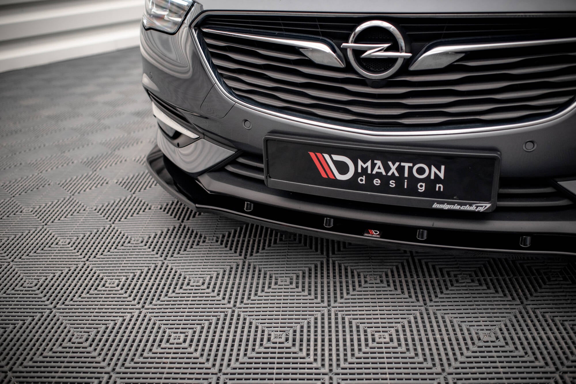Frontspoiler Lippe, Seitenschweller und Heckdiffusor Opel Insignia Mk2