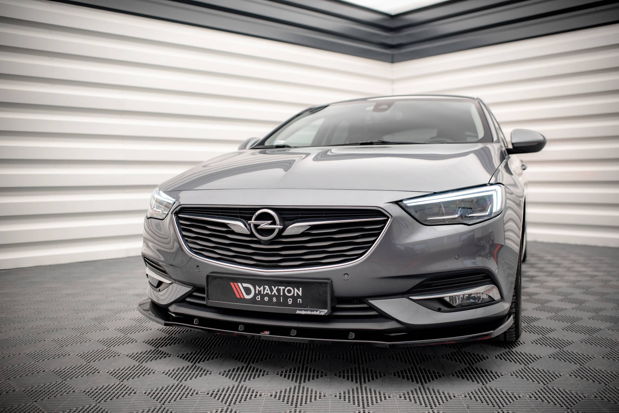 Frontspoiler Lippe, Seitenschweller und Heckdiffusor Opel Insignia Mk2