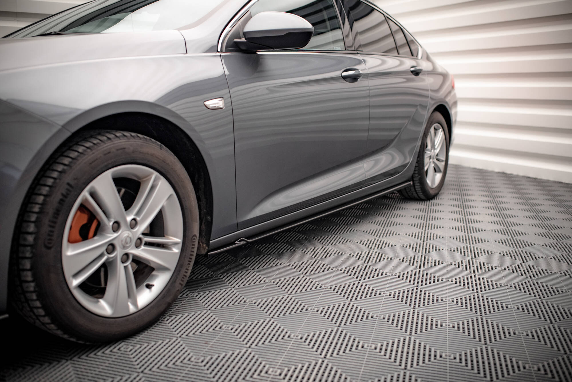 Frontspoiler Lippe, Seitenschweller und Heckdiffusor Opel Insignia Mk2