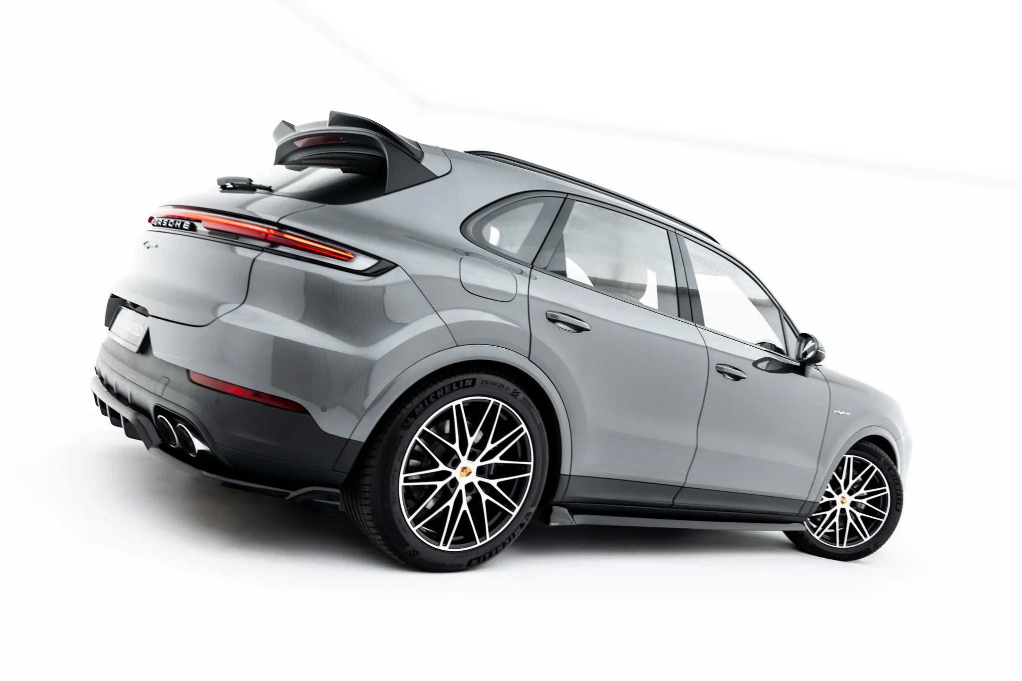 Frontspoiler Lippe, Seitenschweller, Heckdiffusor Porsche Cayenne SUV MK3 Facelift