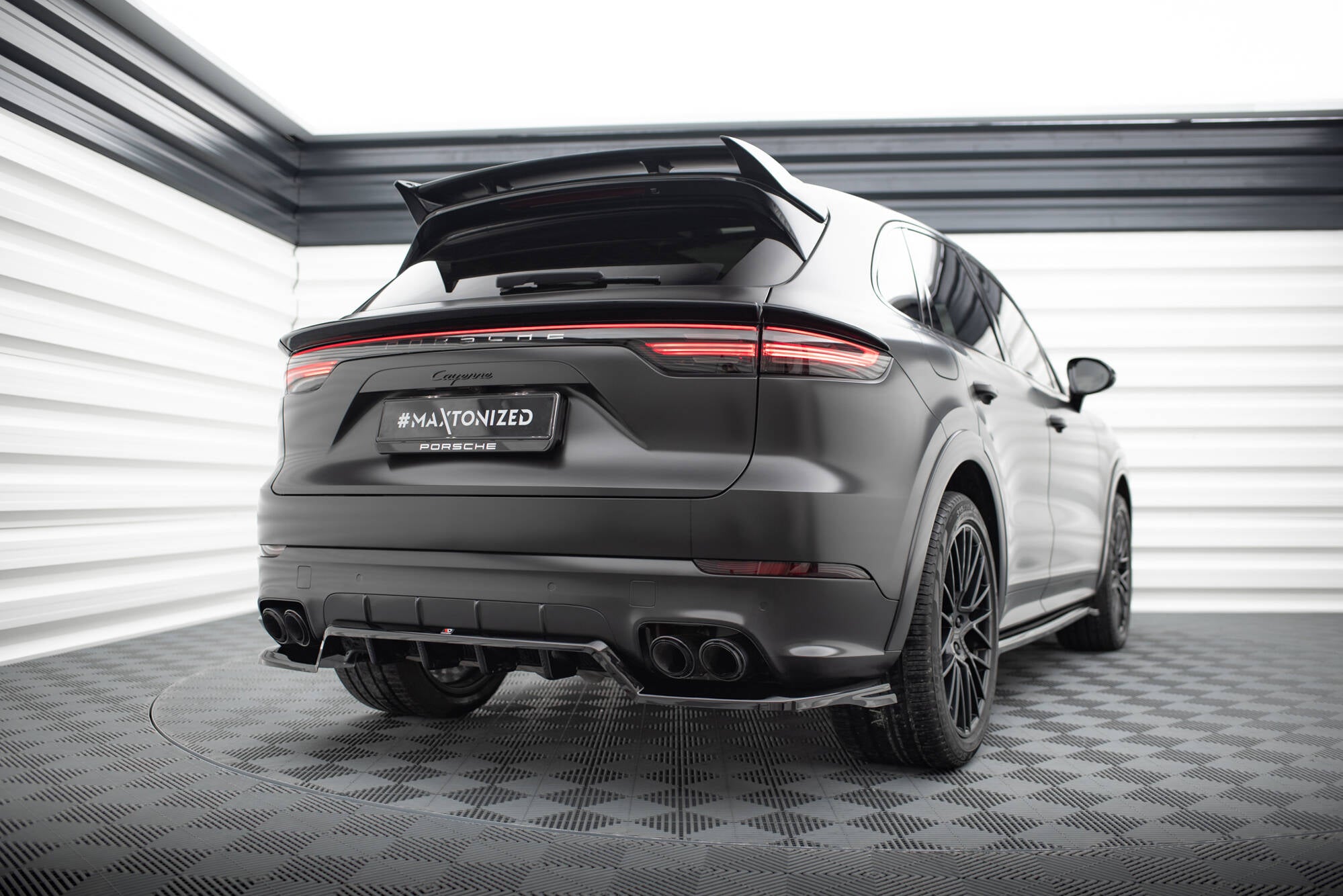 Frontspoiler Lippe Porsche Cayenne SUV Sport Design Mk3