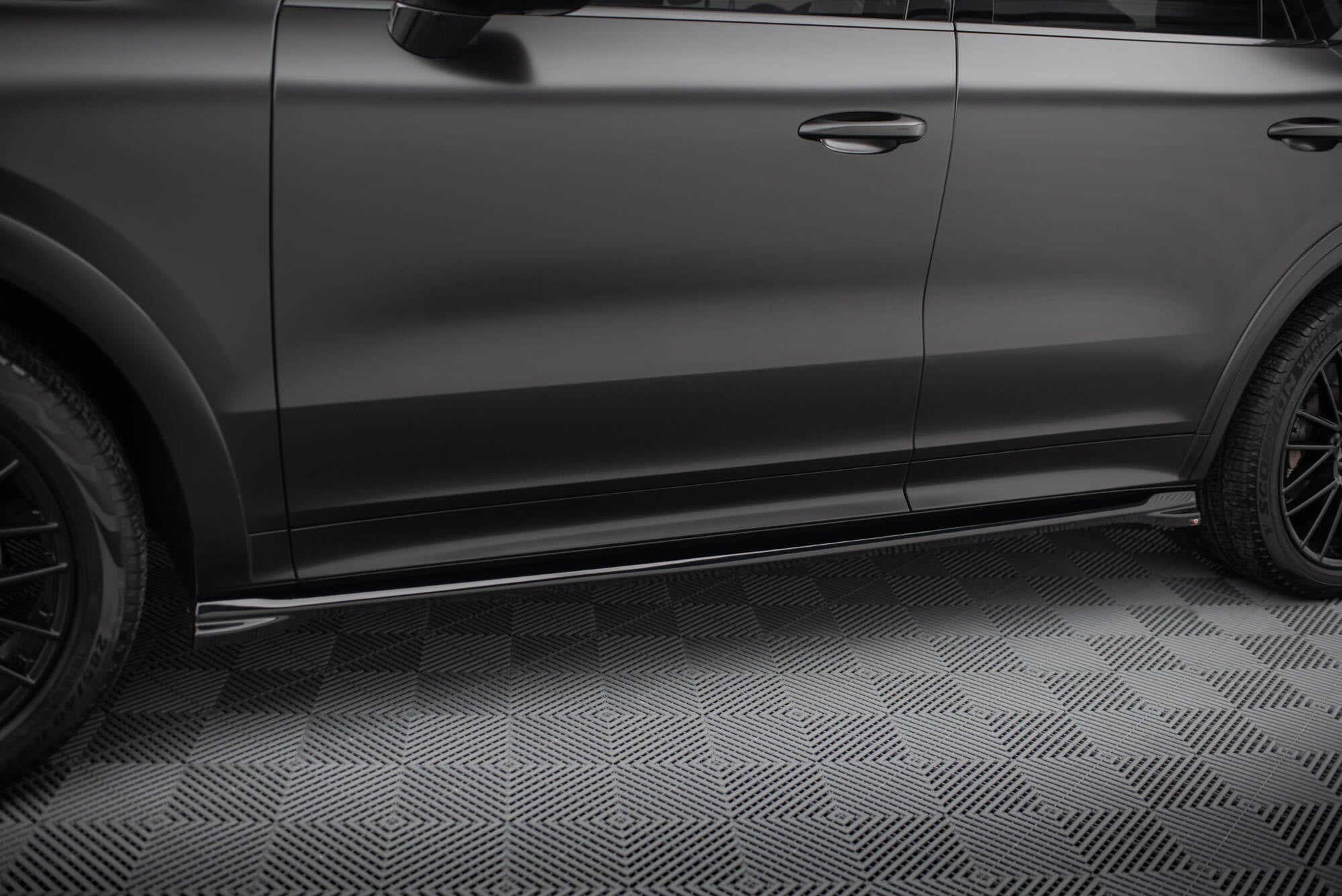 Frontspoiler Lippe Porsche Cayenne SUV Sport Design Mk3