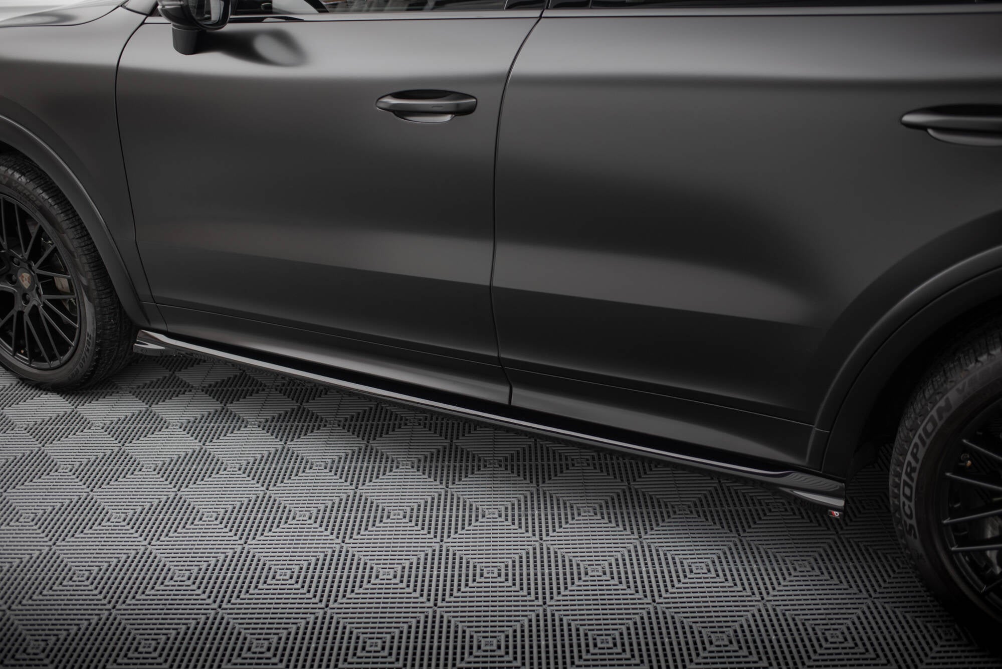 Frontspoiler Lippe Porsche Cayenne SUV Sport Design Mk3